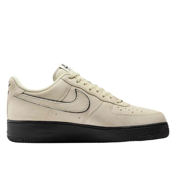 AIR FORCE 1 `07 LV8 HQ1966-200 [1]