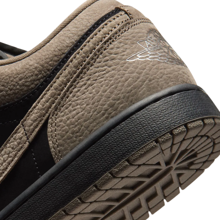 AIR JORDAN 1 LOW SE IB7109-005 [7]