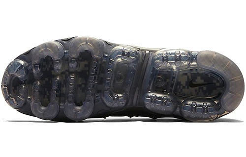 AIR VAPORMAX PLUS WE AT5681-001 [3]