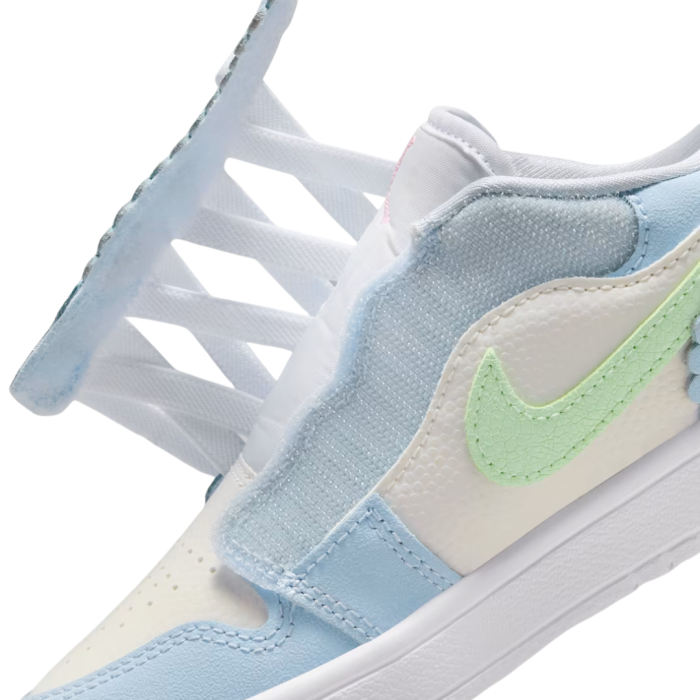 JORDAN 1 LOW ALT SE FEM GP IB7117-403 [4]