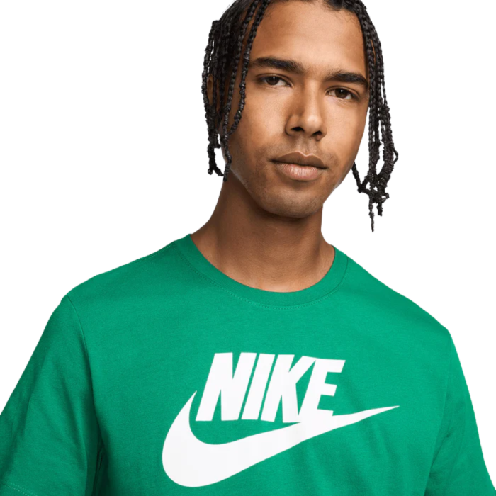 M NSW TEE ICON FUTURA AR5004-365 [2]