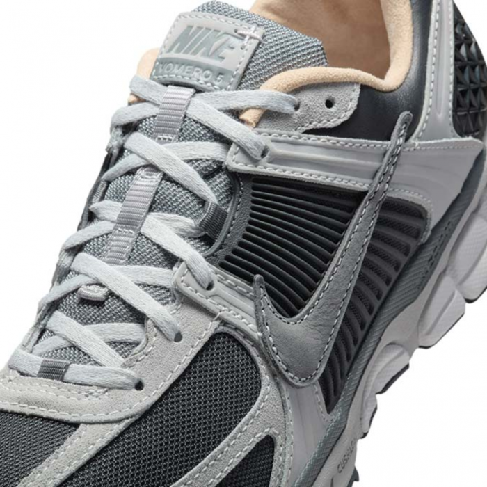 NIKE ZOOM VOMERO 5 CN HV5982-001 [3]