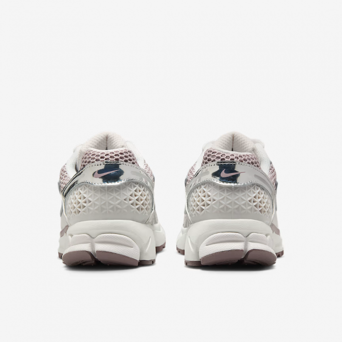 W NIKE ZOOM VOMERO 5 HV6417-001 [7]