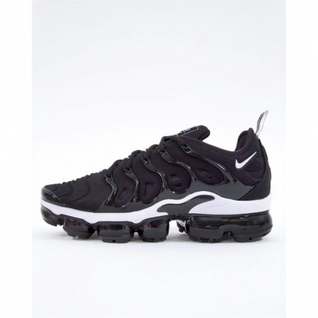 AIR VAPORMAX PLUS 924453-011 [1]
