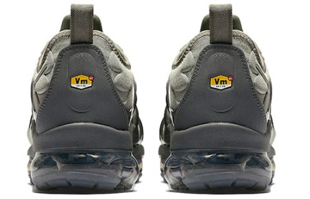 AIR VAPORMAX PLUS WE AT5681-001 [3]