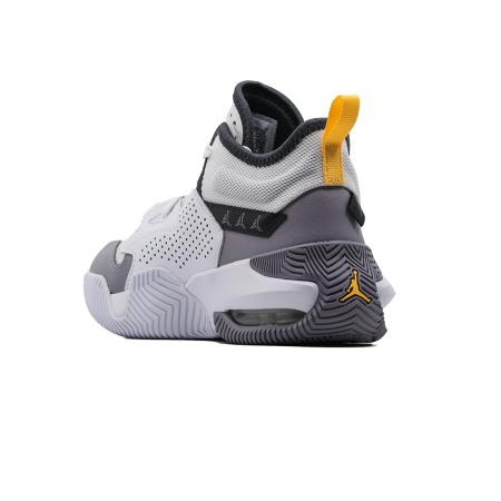 Jordan Stay Loyal 2 BG DQ8398-103 [4]