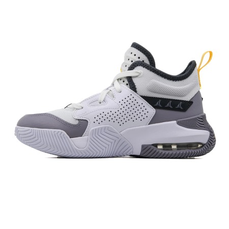 Jordan Stay Loyal 2 BG DQ8398-103 [1]