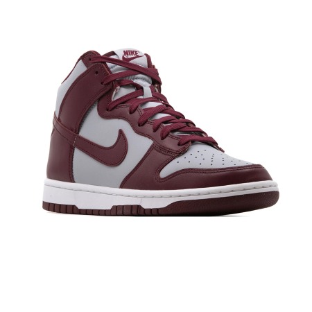 NIKE DUNK HI RETRO BTTYS DD1399-600 [1]