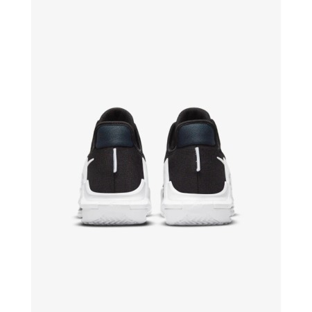 Lebron Witness VI CZ4052-002 [3]