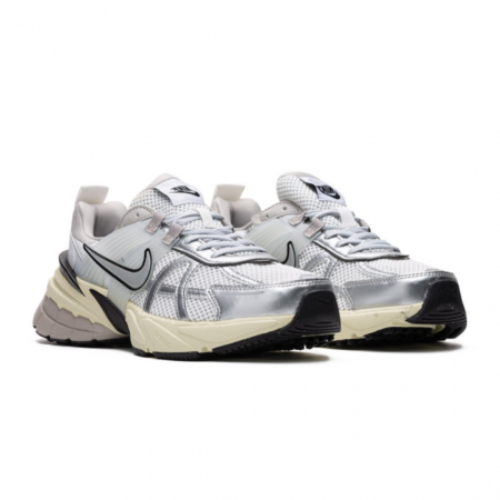 W NIKE RUNTEKK NN FD0736-100 [1]