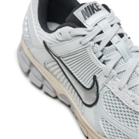 W NIKE ZOOM VOMERO 5 C.O.R. FN6742-002 [1]