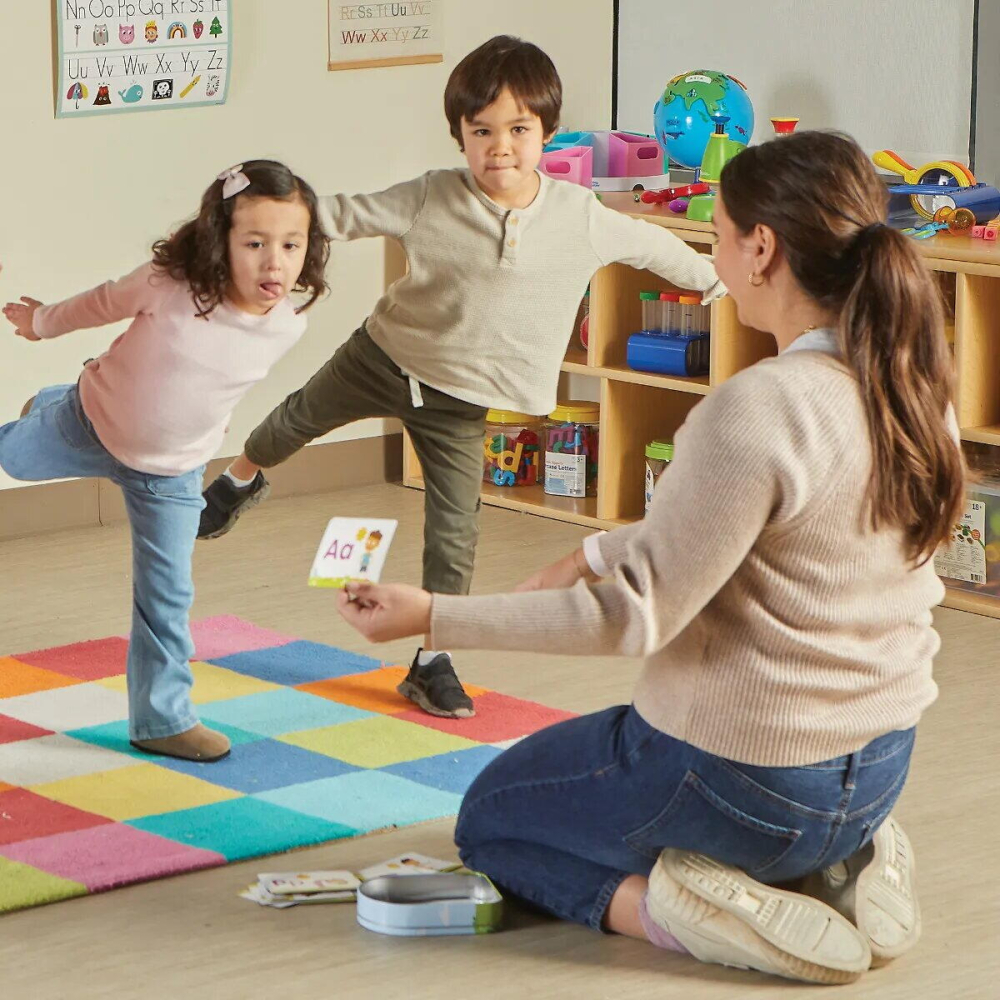 Joc - Yoga cu litere [4]