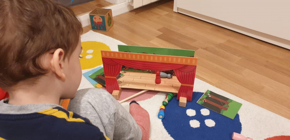 Teatru magnetic - Primul spectacol [11]