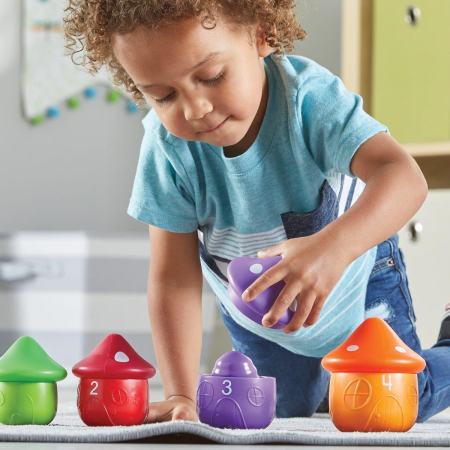 Joc pentru sortat si numarat - Casutele piticilor [2]