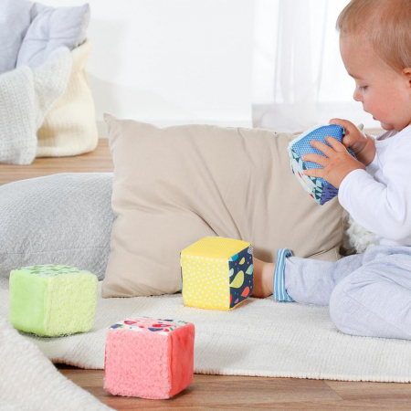 Set 4 cuburi - Prietenii culorilor [3]