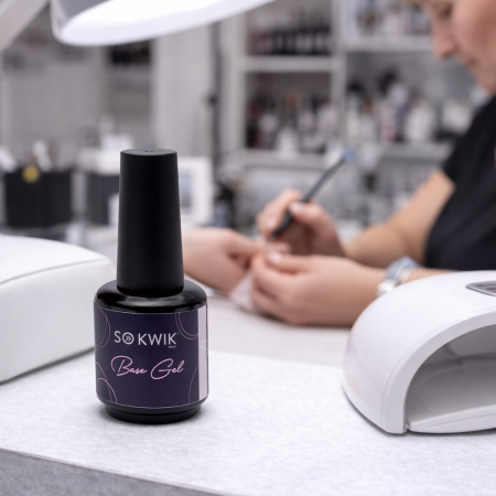 Gel de baza transparent SoKwik Base Gel Renewed 15ml [5]