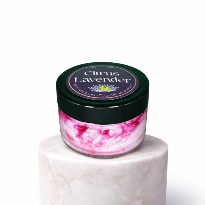 Lumanare parfumata din ceara de soia intr-un borcan cu capac negru [2]