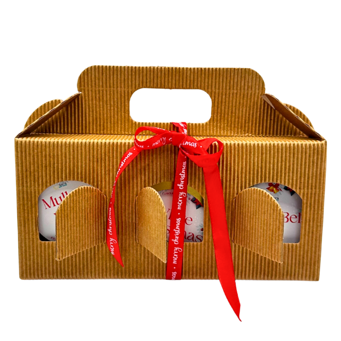 Trei lumanari parfumate de craciun intr-un pachet elegant [2]