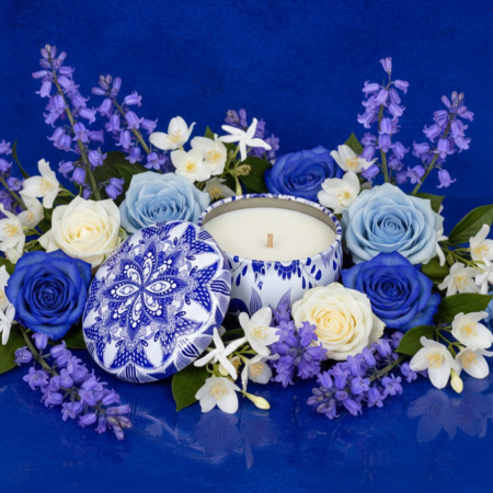 Metalice - Lumanare parfumata din ceara de soia intr-un recipient colorat in stil marocan