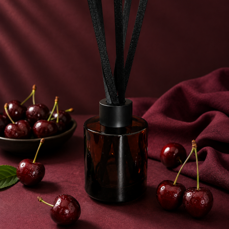 Odorizant camera betisoare Midnight cherry, cirese negre, 100ml recipient sticla, Solara Candles Cluj