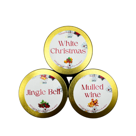 Trei lumanari parfumate de craciun intr-un pachet elegant [2]