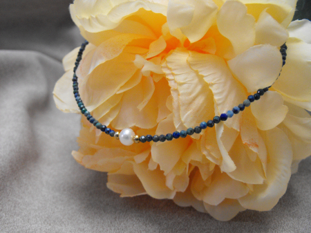 Pietre semipretioase - colier crisocol si perla alba