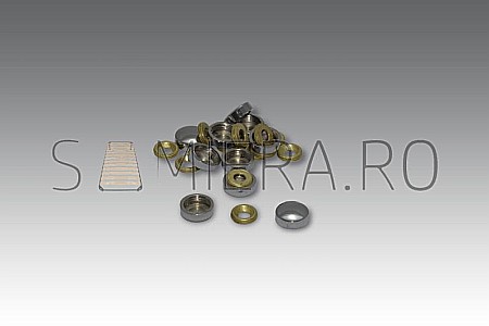 VY110 Set 8 buc. capace cromate [1]