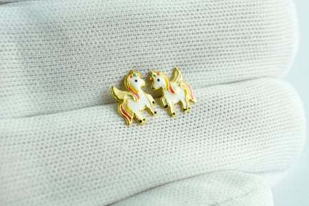 Cercei copii cu surub Unicorn inaripat, argint 925 placat cu aur 24K [2]