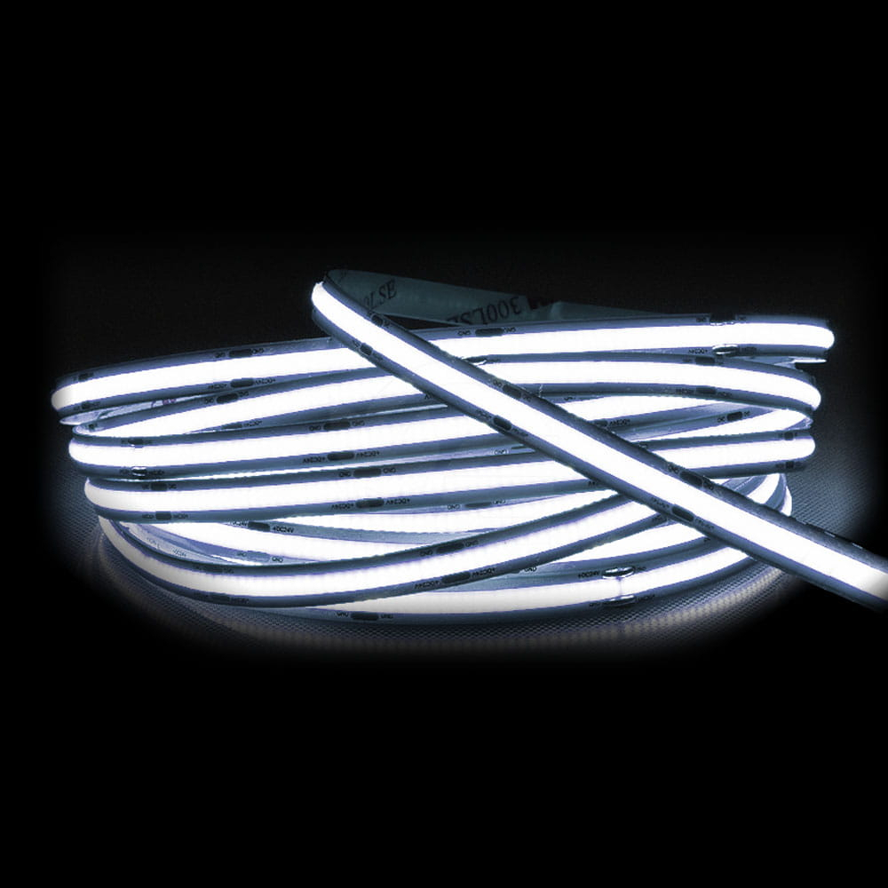 Banda LED COB 320 LED/m 24V 6000K IP66 - rolă pe fundal alb [3]