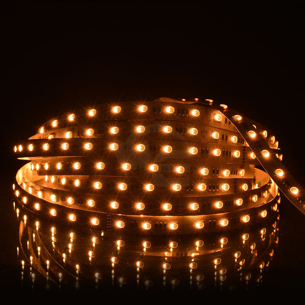 Banda LED 60 LED/m 24V 2700K IP20 - rolă pe fundal alb [7]