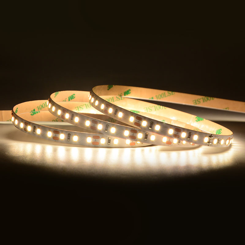 Banda LED 120 LED/m 12V 4000K IP20 - rolă pe fundal alb [2]