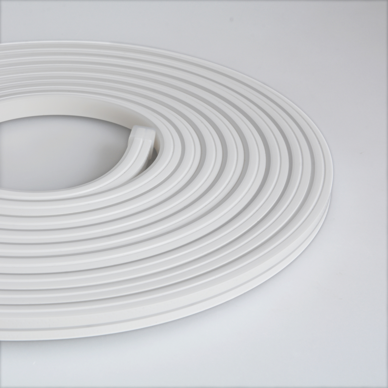 Neon LED 10×10 mm 24V 6000K IP67 - furtun luminos montat pe contur [2]