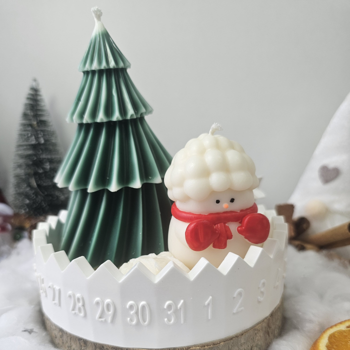 Set decorativ „Brad și Om de Zăpadă” – ceară naturală & suport ceramic numerotat [3]