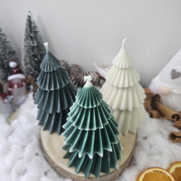 „Dansul brăduților” – Set decorativ Crăciun din ceară [3]