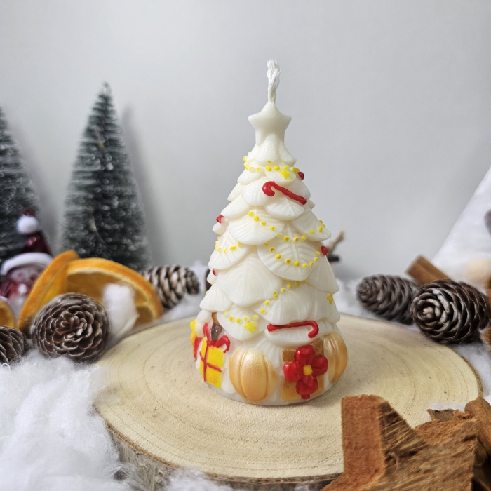 Lumânare decorativă „Bradul Dulce” – Alb – 120g - Ceară de soia pictată manual [7]