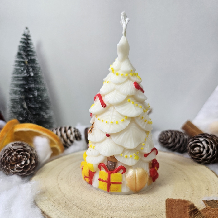 Lumânare decorativă „Bradul Dulce” – Alb – 120g - Ceară de soia pictată manual [9]