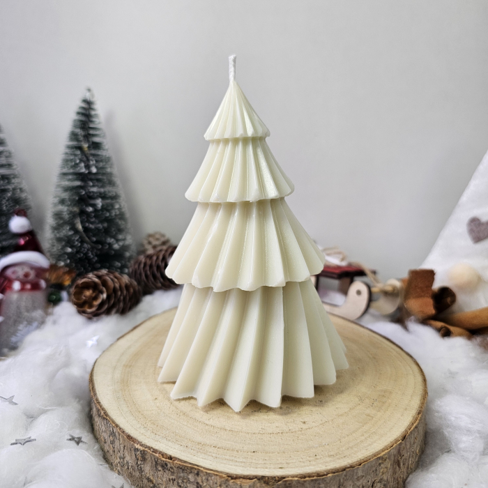 Lumânare decorativă „Bradul Răsfățat” – Alb– 165g- Ceara de soia 100% naturala [3]