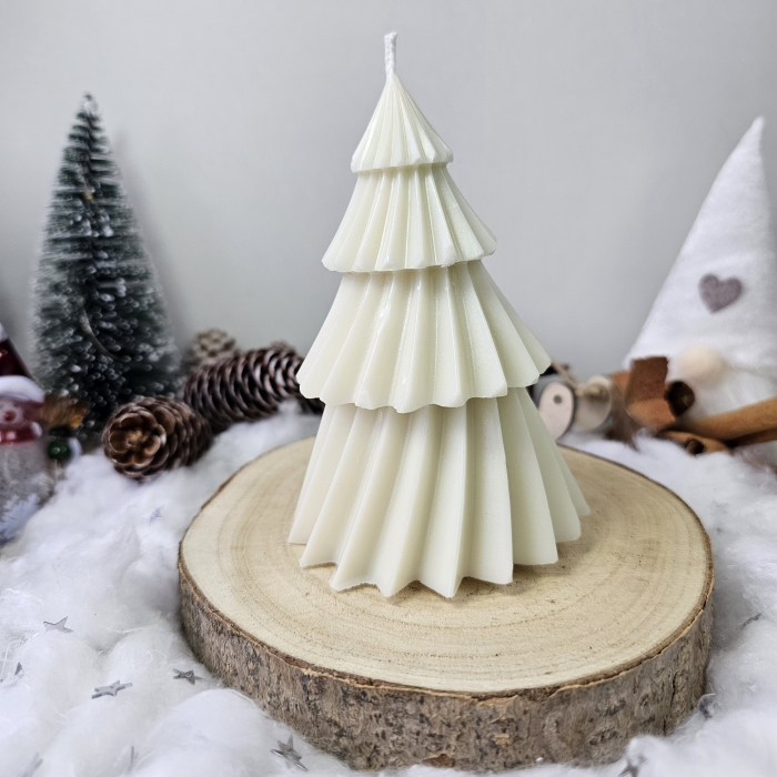 Lumânare decorativă „Bradul Răsfățat” – Alb– 165g- Ceara de soia 100% naturala [2]