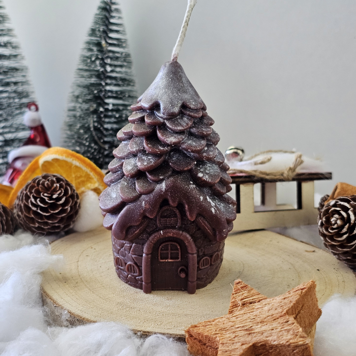 Lumânare decorativă „Căsuța din Poveste –Magia Sărbătorilor”-Maro,Alb– 140g– Ceară de soia 100% naturală [5]