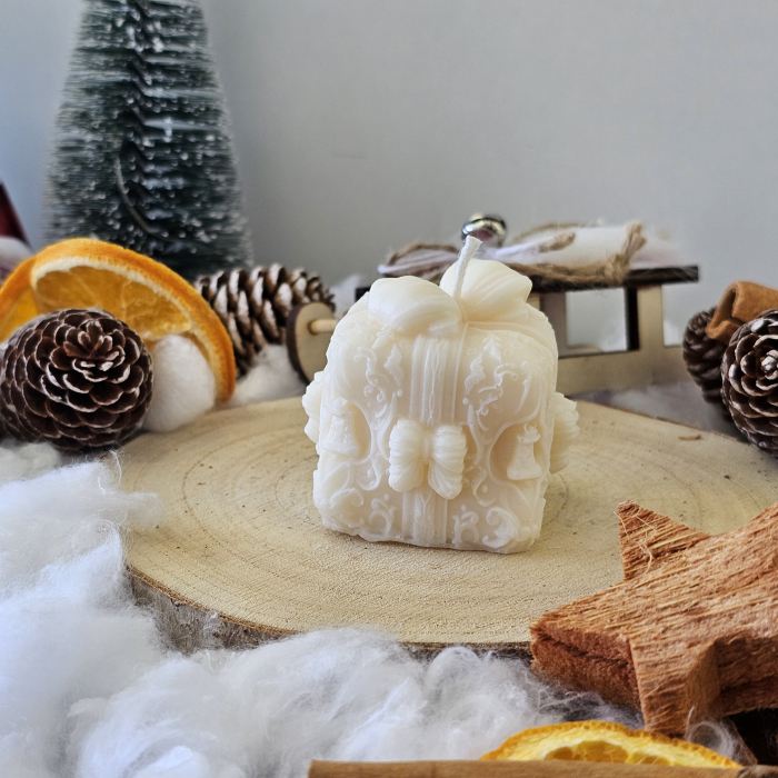 Lumânare decorativă „Darul Iernii” – Alb – 60g – Ceară de soia 100% naturală [1]