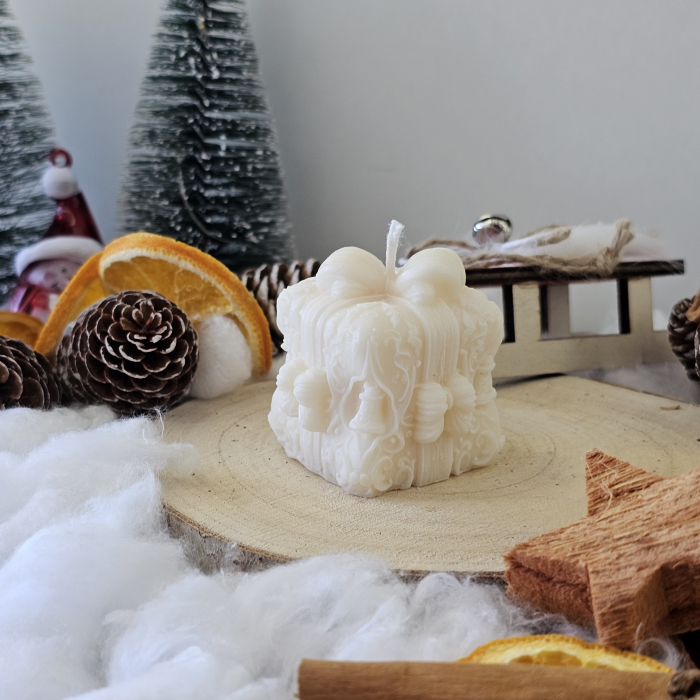 Lumânare decorativă „Darul Iernii” – Alb – 60g – Ceară de soia 100% naturală [3]