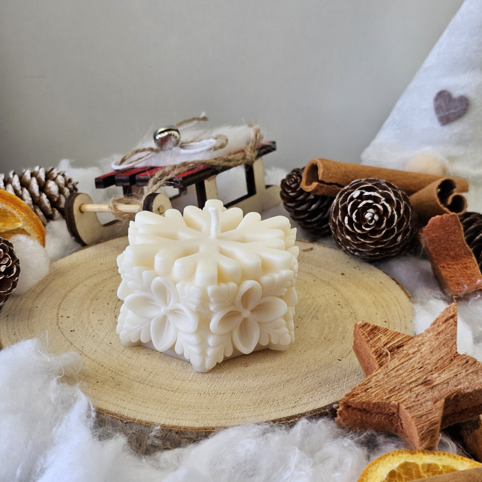 Lumânare decorativă „Fulgul Fermecat” – Alb – 70g – Ceară de soia 100% naturală [3]