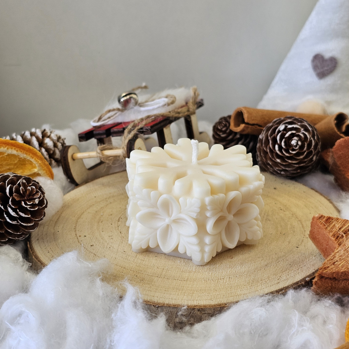 Lumânare decorativă „Fulgul Fermecat” – Alb – 70g – Ceară de soia 100% naturală [4]