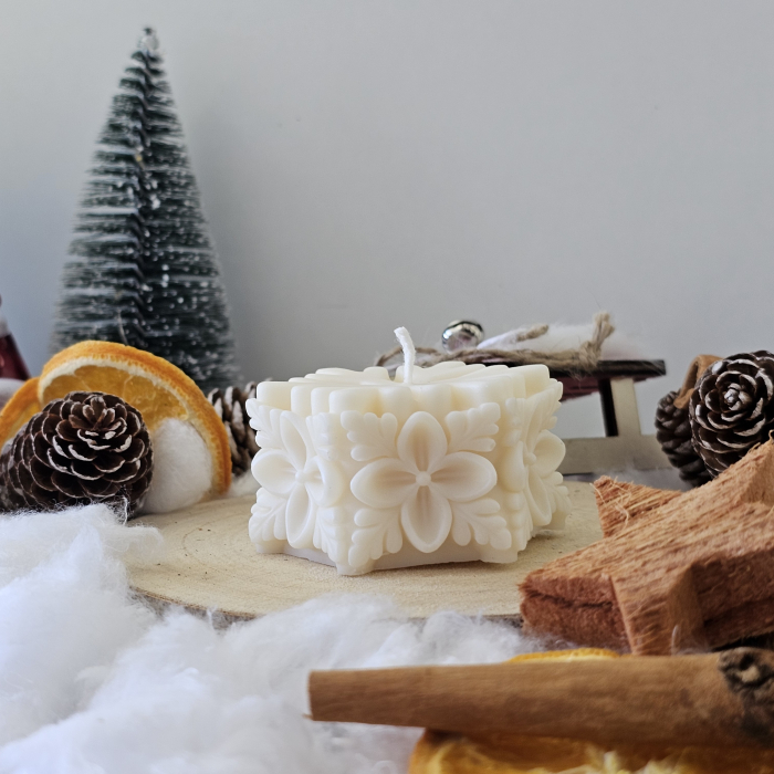 Lumânare decorativă „Fulgul Fermecat” – Alb – 70g – Ceară de soia 100% naturală [6]