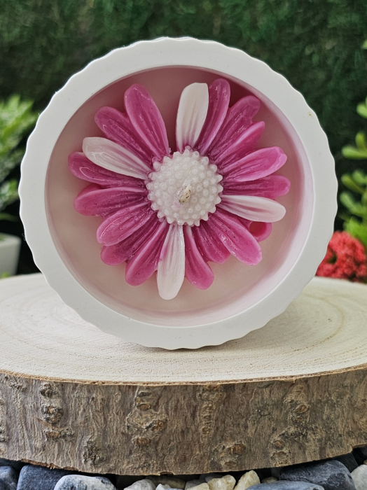 Lumanare parfumata Dewi Petals – Esenta Exotica cu Lemn de Santal & Tonka – 150g [8]