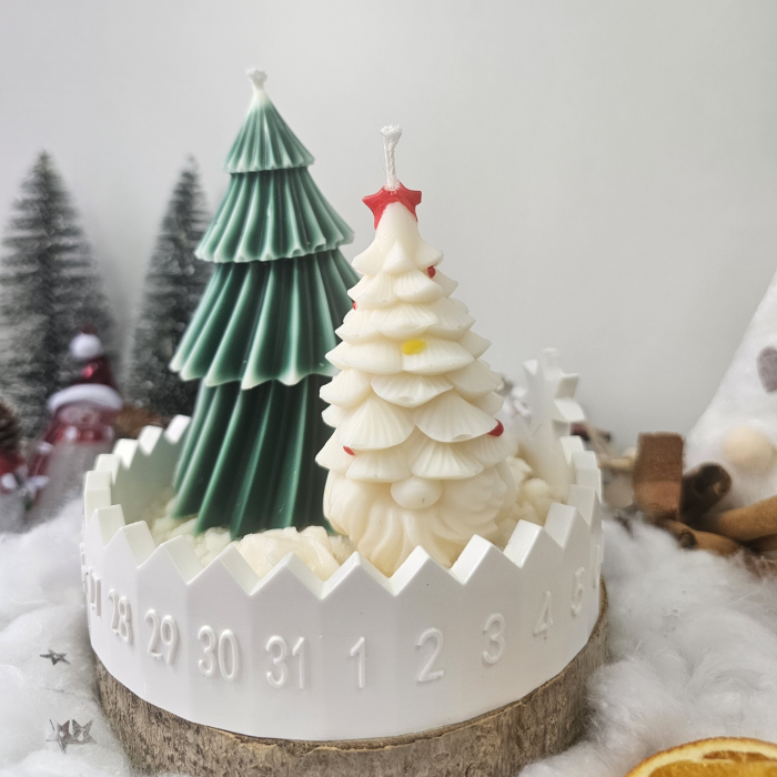 Set decorativ „Alb de iarnă” – brăduț și gnom din ceară pe suport ceramic [3]