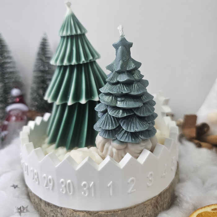 Set decorativ „Brad și Gnom de iarnă” – ceară naturală & suport ceramic handmade [3]