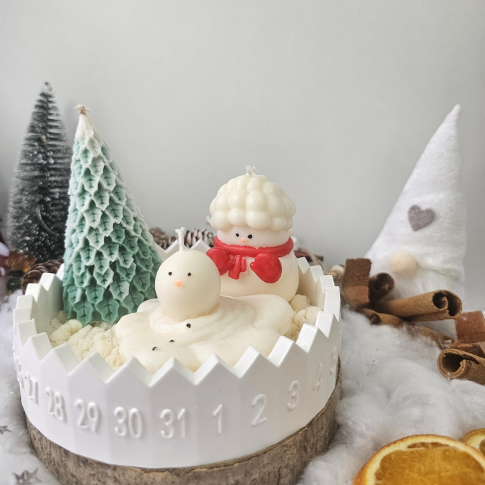 Set decorativ Crăciun – „Cei trei prieteni din zăpadă” (om topit, om cu mănuși și brad verde) pe suport ceramic numerotat [3]