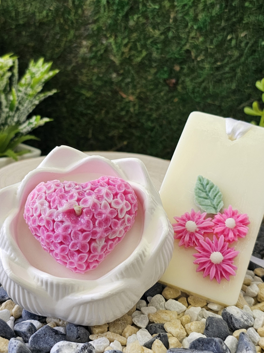 Set Lumanare & Odorizant Dewi Petals – Esenta Exotica cu Lemn de Santal & Tonka - handmade, wax melts, ceara de soia 100% naturala, ceara parfumata – 100g [2]