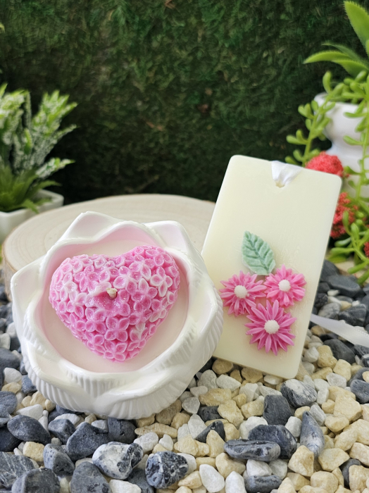 Set Lumanare & Odorizant Dewi Petals – Esenta Exotica cu Lemn de Santal & Tonka - handmade, wax melts, ceara de soia 100% naturala, ceara parfumata – 100g [3]